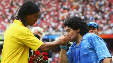 Legends Pay Tribute To King Phenomenon Ronaldinho The World Game