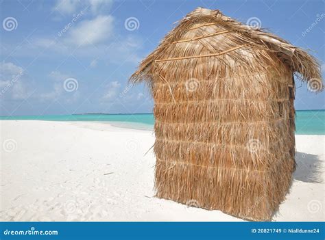 A Hut On A Tropical Island Stock Image Image Of Tropical 20821749