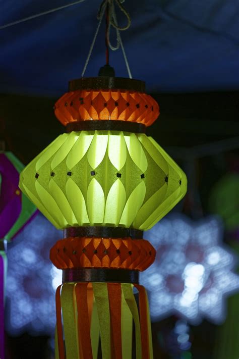 Get Crafty With These Easy And Incredible Homemade Craft Ideas Paper Lanterns Diy Diwali Diy