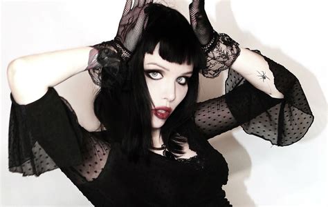 Alice Glass Shares Stop Motion Video For New Track Suffer And Swallow