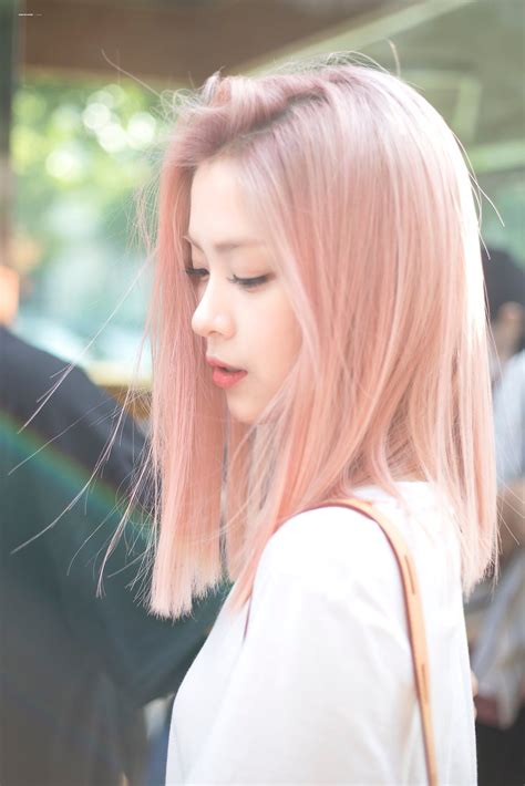 Pin By Noa 🥲 On Ryujin Itzy Kpop Hair Color Pink Hair Kpop Hair