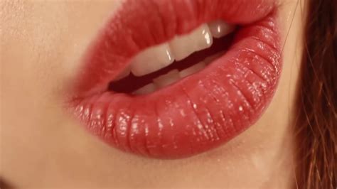 Asmr Very Closeup Kisses Youtube Close Up