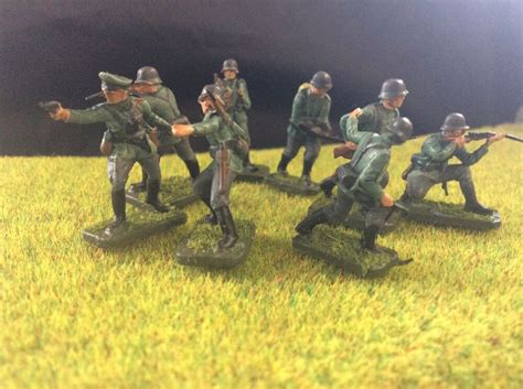 Airfix 172 German Infantry Painted For Display Or Wargames Toy