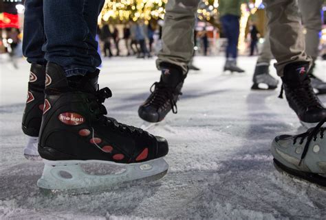 7 Incredible Outdoor Ice Skating Rinks In Northern California