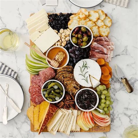 These 6 Charcuterie Tricks From The BakerMama Have Changed My Snack