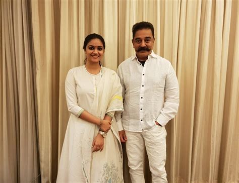 Keerthy Suresh With Cute And Awesome Lovely Smile With Kamal Hassan Twitter