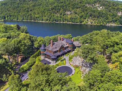Hilltop Mansion On 47 Acres In Tuxedo Park Ny Reduced To 578m Prev