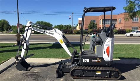 Bobcat E20 Mini Excavator Review And Full Specs Iseekplant