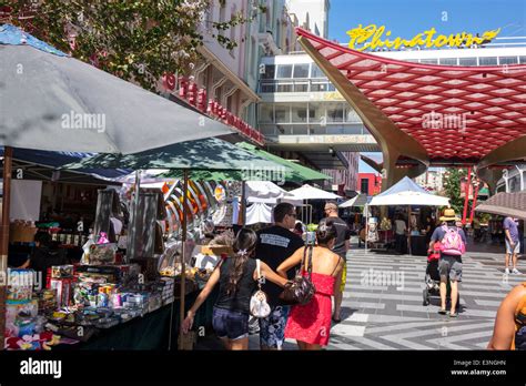 Brisbane Australiaqueensland Fortitude Valleychinatownbrunswick Streetsaturday Marketflea