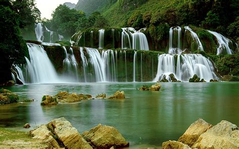 Download China Vietnam Waterfall Nature Ban Gioc Detian Falls Hd Wallpaper