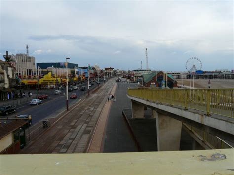 Последние твиты от blackpool fc (@blackpoolfc). Blackpool Promenade looking South © Gerald England ...