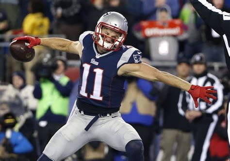 — julian edelman (@edelman11) april 12, 2021 julian revealed his decision to retire earlier in the day via a nearly four minute video shot on the field of gillette stadium in foxboro, ma, which. Julian Edelman named the 4th-best Jewish player in NFL ...