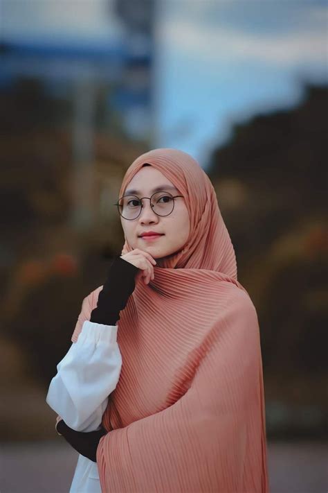 Pin By 🌸 Fannisa Rahma 🌸 On Hijab Cantiq Wanita Cantik Orang Cantik