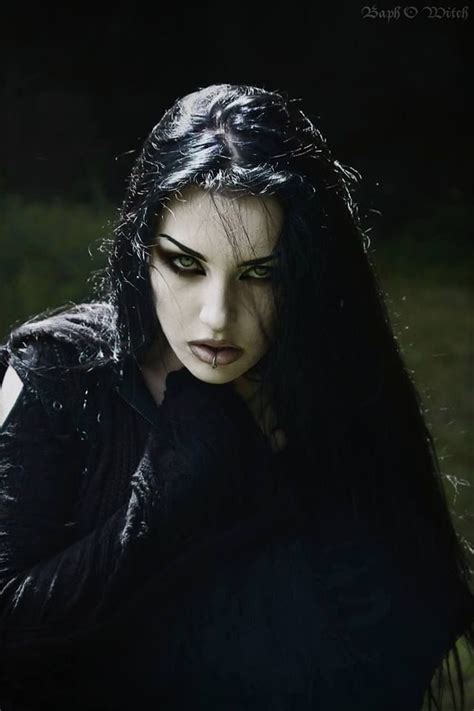 Pin By Tvc On Ahhhhwomen Gothic Beauty Goth Goth Beauty