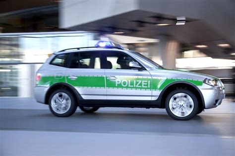 Bmw has test facilities around the world. Autobahn-polizei test BMW X3 als dienstauto - Autoblog.nl