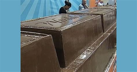 Worlds Largest Chocolate Bar