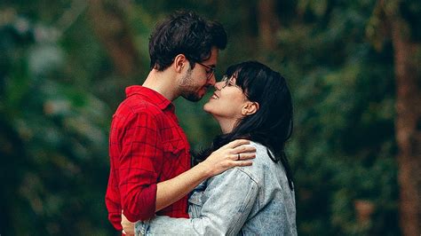 Cute Couple Kissing Romance Scene 2022 Part~11 Youtube