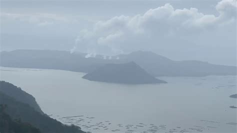 In a tweet, phivolcs said the steam plumes in taal's main crater has not been observed during the hot daytime periods of upwelling. the video accompanying the tweet showed a cloud of white steam being emitted from the volcano crater between 6:44 a.m. update today taal volcano eruption jan 19,2020 8am - YouTube
