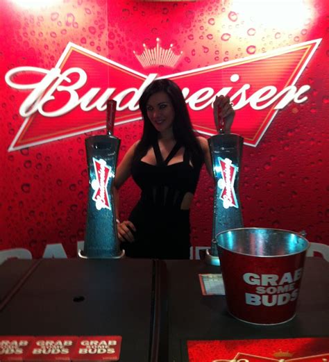 Tw Pornstars Jen Morgan Twitter Bar Maid For Budweiser Last Night X 9 33 Am 6 Jul 2012
