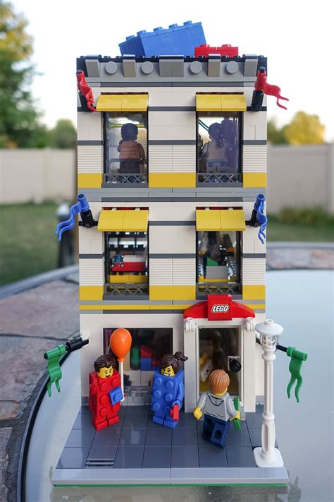 I Upgraded The Lego Store Exclusive Set 40305 To Fit With My Modular