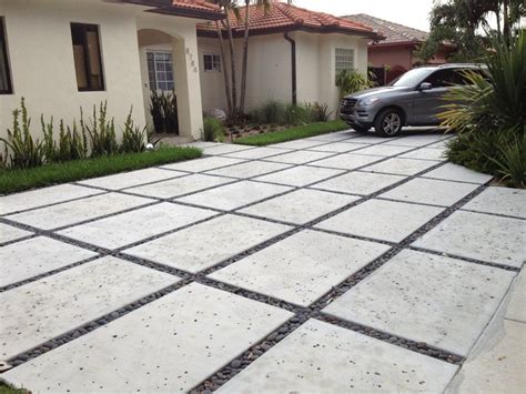 And thanks to its ability to withstand even the harshest of conditions and car traffic, your cement driveway will no doubt serve you in good stead for years to come. We specialize in modern rectangle concrete driveways ...