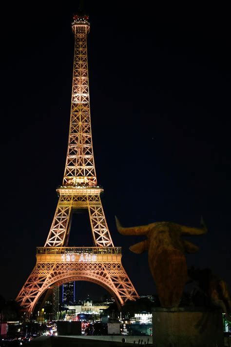 برج ايفل باريس _ eiffel tower paris. باريس تحتفل بـ130 عاما على إنشاء برج إيفل