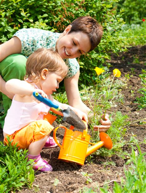 My mother is an avid gardener and so she, of course, inspired this post, as i am often searching for the perfect gardening gift for her. Mom's guide to gardening with toddlers and preschoolers ...