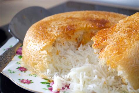 Persian White Rice With Tahdig Kateh Iranian Cuisine