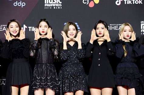 KCON 2019 LA: How to Watch Performances by K-Pop Stars Like Mamamoo, Loona and More
