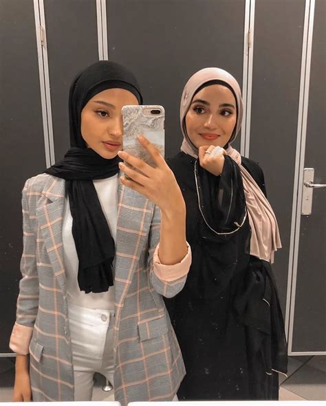 Pin By Aj M On Muslimah Hijabi Outfits Casual Muslim Fashion Street