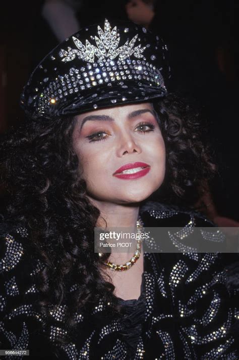 Latoya Jackson Lors Dune Soirée Contre Le Sida à Paris En Mars 1990