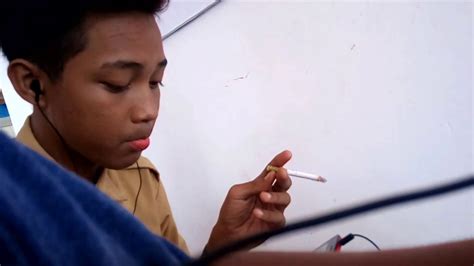 What does agak mean in english? Agak heng - YouTube