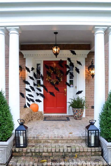 8 Fun Spooky And Definitely Easy Diy Halloween Door Decorating Ideas