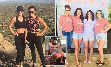 Bristol Palin Shows Off Her Figure In Workout Gear While Out On A Hike Daily Mail Online