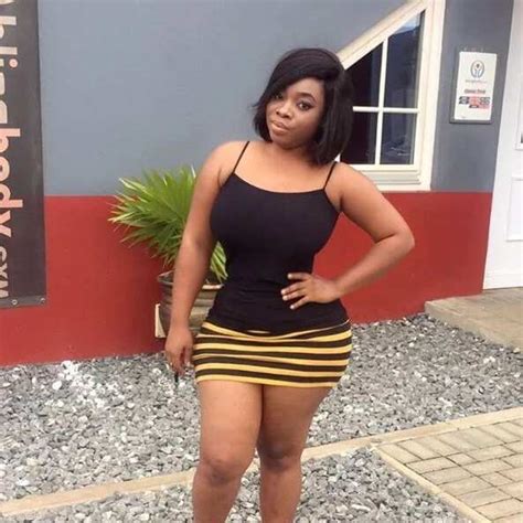 Moesha Boduong Looks Lovely With Her Shades On And “bofrot” On Her Head