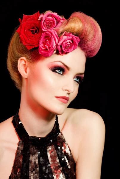 Black pins look very obvious sometimes and can spoil the look. 15 Pin up hairstyles easy to make - yve-style.com