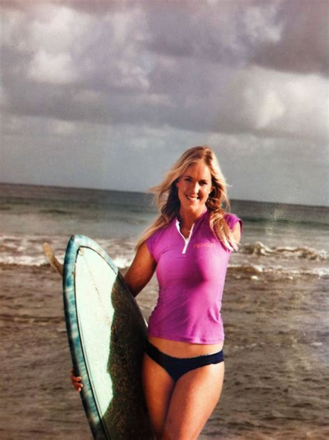 bethany hamilton pro surfer surfer girl surf girls female surfers