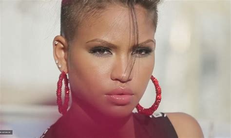 Cassie Height Weight Age And Body Measurements