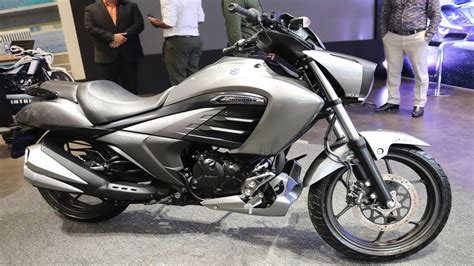 Suzuki intruder 2021 is another super model introduced by the company after the launch of suzuki hayabusa that has already captured a big. Suzuki Intruder M1800r Price In India - Car View Specs