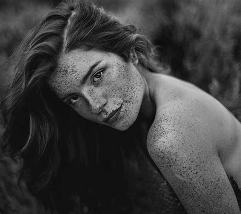 98 Freckled People Who’ll Hypnotize You With Their Unique Beauty Beautiful Freckles Freckles