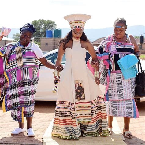 South Africa Zulu And Xhosa Attire We All Like To Wear African Bridesmaid Dresses African