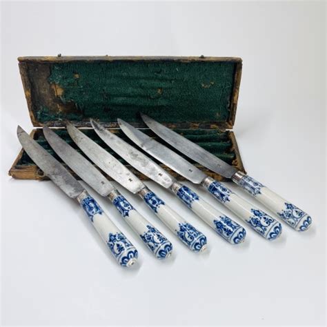 Box Of Six Saint Cloud Porcelain Knives Eighteenth Century Ref99721