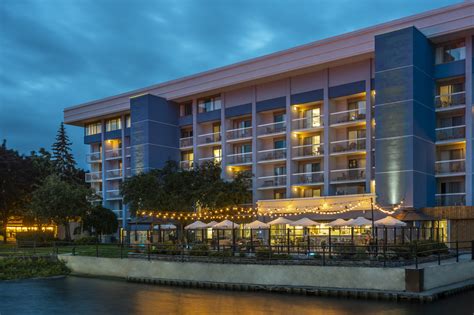 Holiday Inn Kingston Waterfront Innvest Innvest