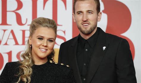 Kane, who is enjoying some time off following england's involvement in the uefa nations league earlier this month, posted photos of the newly weds on his twitter page. Harry Kane married: Is Harry Kane married? How many ...
