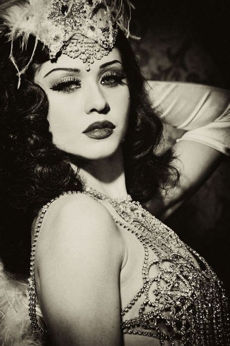 Beautiful Vintage Burlesque Glamour Old Hollywood Glamour
