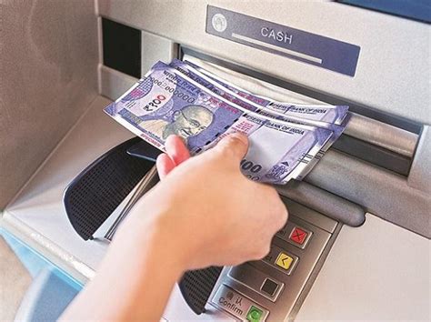 New Rules To Withdraw Cash From Atm Will Be Come Into Force From July 1
