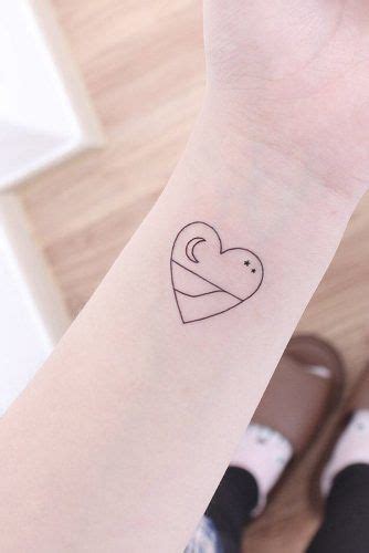53 Delicate Wrist Tattoos For Your Upcoming Ink Session Unique Wrist