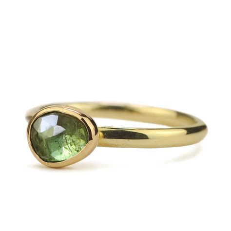 Gouden Ring Met Roosgeslepen Groene Toermalijn Ringen Ame Fine Jewelry