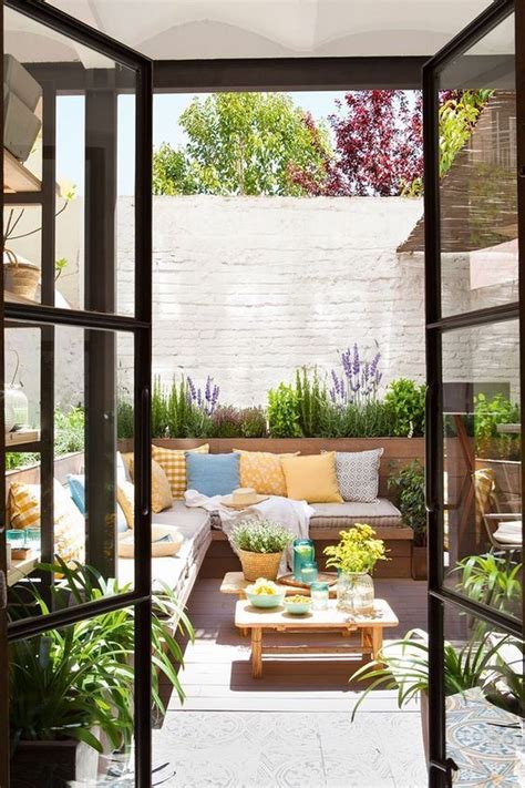 52 Small Backyard Patio Ideas On A Budget