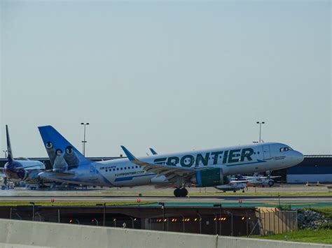 Frontier Airlines Passenger Duct Taped To Seat After Assaulting Crew Opoyi